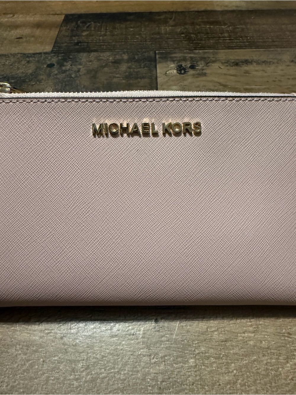 Michael Kors Jet Set Large Leather Smartphone Wristlet Wallet - Picture 8 of 9